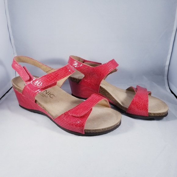 vionic zuma wedge sandal